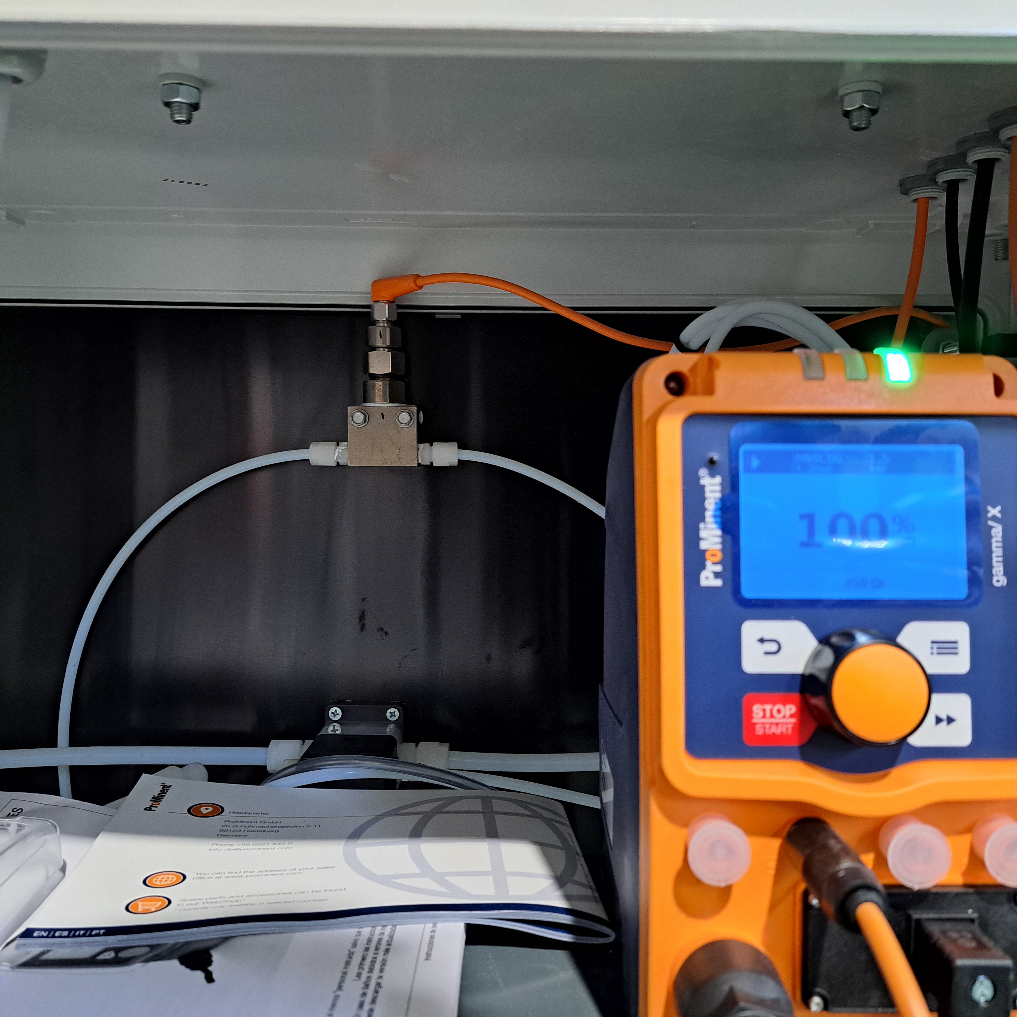 Bomba dosificadora industrial para fluidos corrosivos